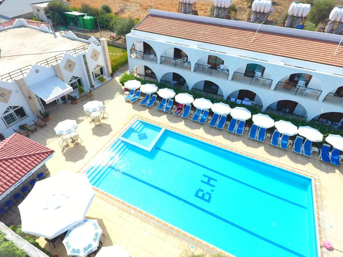 Krini Bare Hill Holiday Apartments المظهر الخارجي الصورة