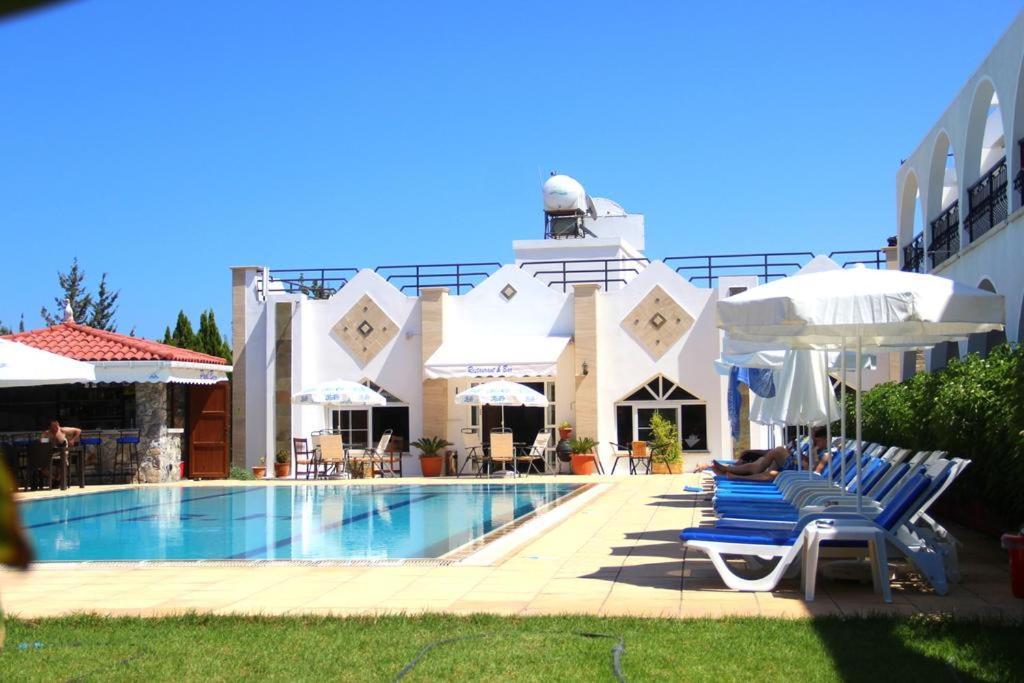 Krini Bare Hill Holiday Apartments المظهر الخارجي الصورة