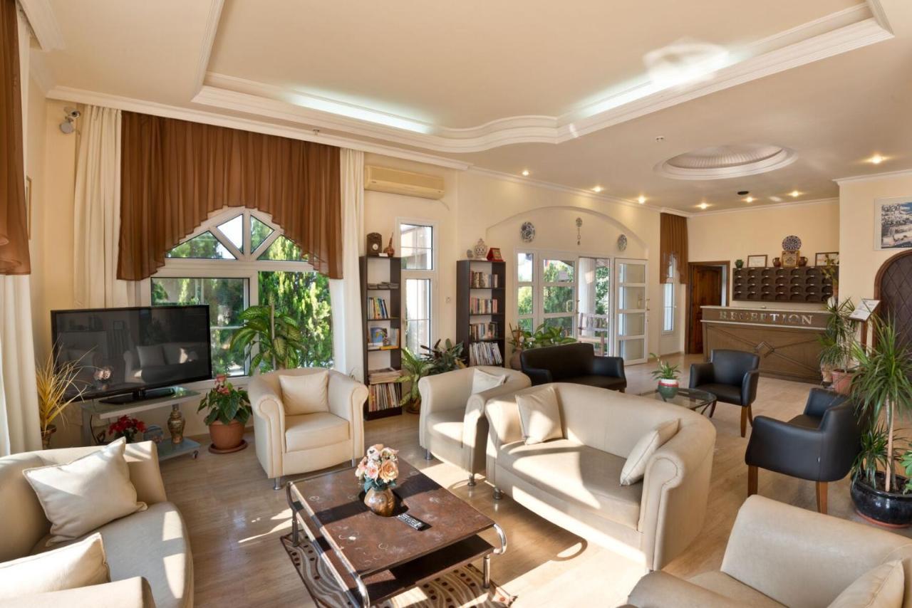 Krini Bare Hill Holiday Apartments المظهر الخارجي الصورة